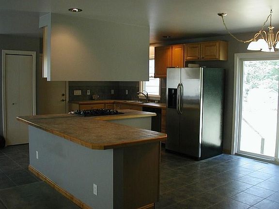 4th image of 7768 Linda Ave