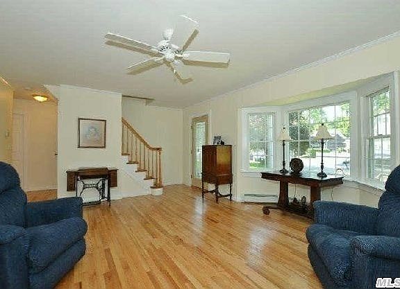 2nd image of 5 Montauk Ave