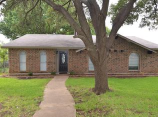 3533 Columbine Ln, Grand Prairie, TX 75052