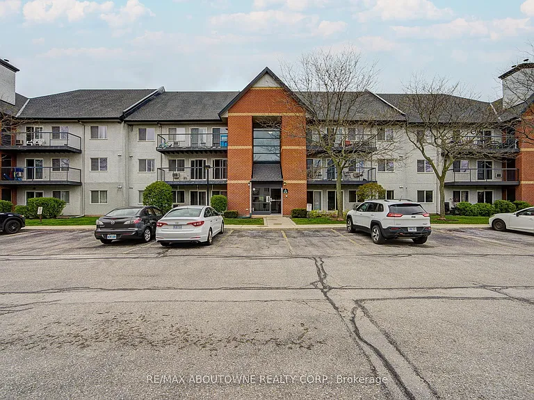 1450 Glen Abbey Gate #214 — Photo 2