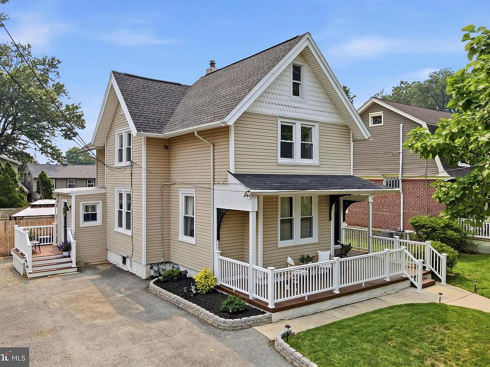 1st image of 135 Rutledge Ave