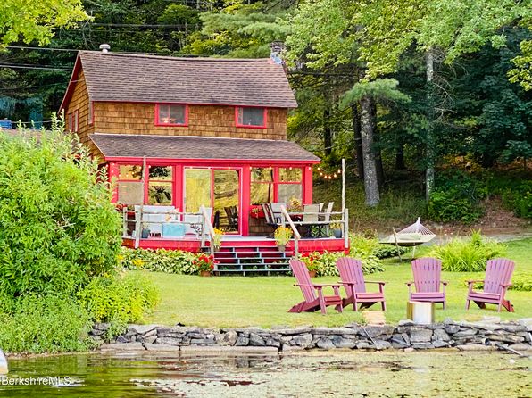 22 Paige Rd, Canaan, NY 12029