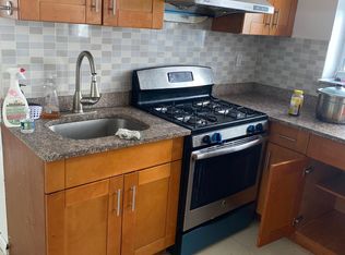 76 Bay 7th St #2, Brooklyn, NY 11228