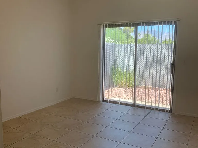 9115 E Esperanza Dr — Photo 19