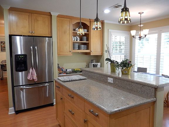 4th image of 2341 Edenfield Rd
