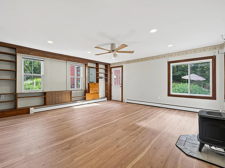 464 Gray Rd — Photo 29