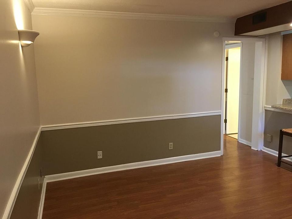 2nd image of 1512 Forest Ave APT C104