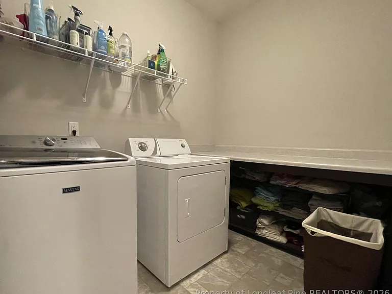 584 Grand Central Sta — Photo 33