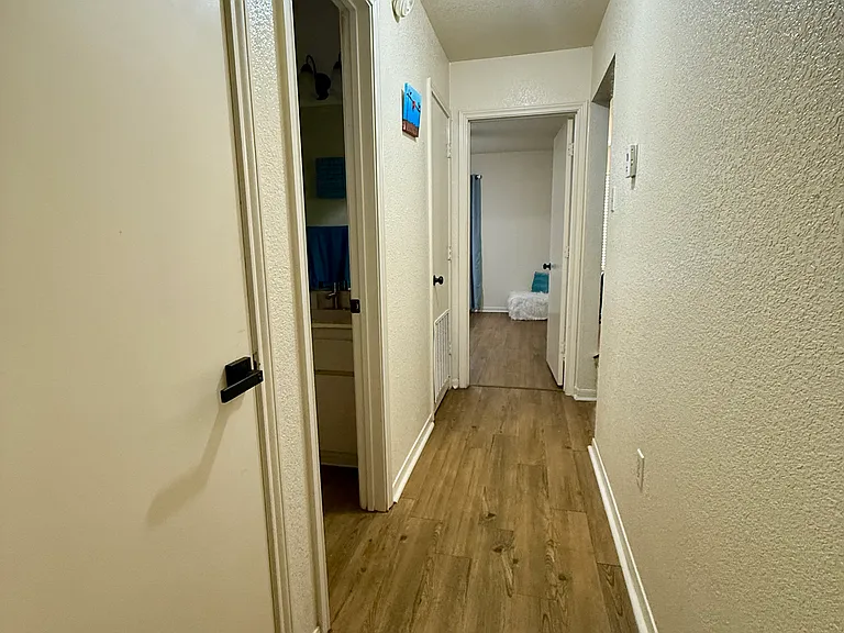 1008 Circle M Dr #A — Photo 4