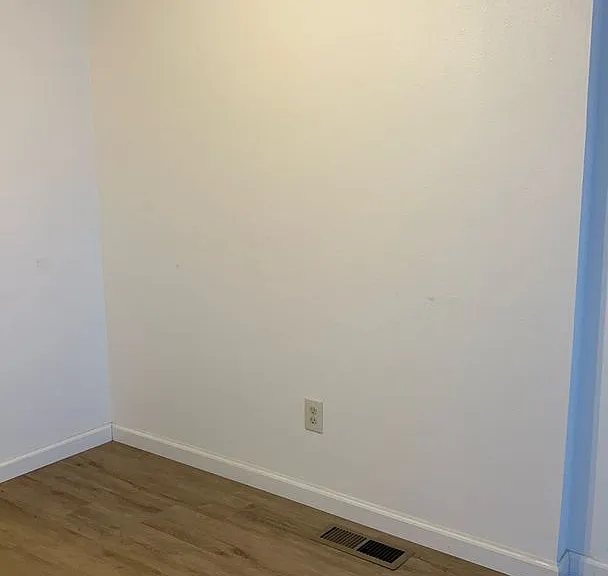 962 W Center St — Photo 6