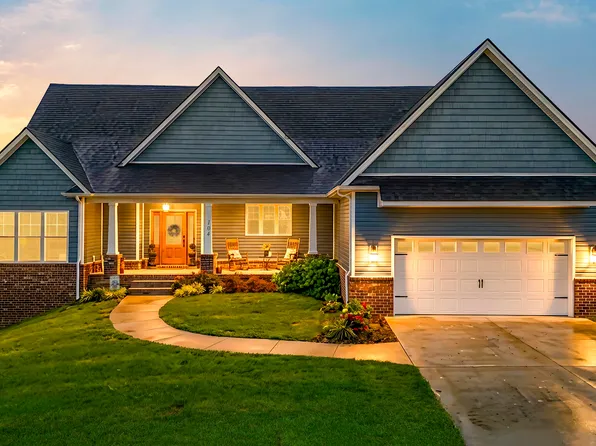 104 Kirk Dr, Nicholasville, KY 40356