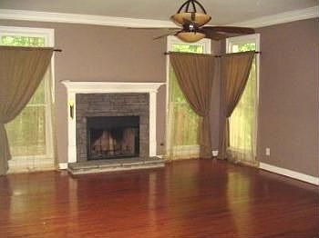 2nd image of 120 Cross Creek Dr
