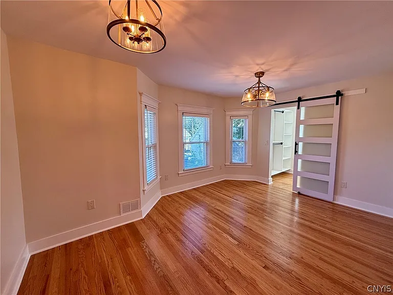 11 Sanger Ave — Photo 11