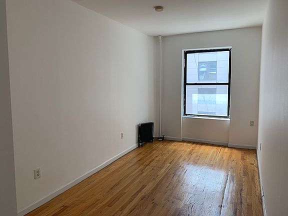 5th image of 56 E 34th St #4A