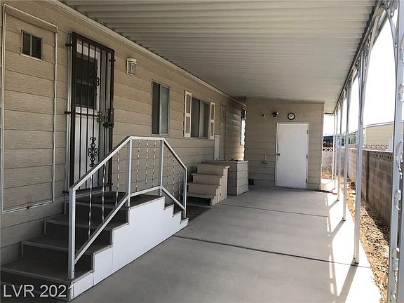 2nd image of 5067 Royal Dr