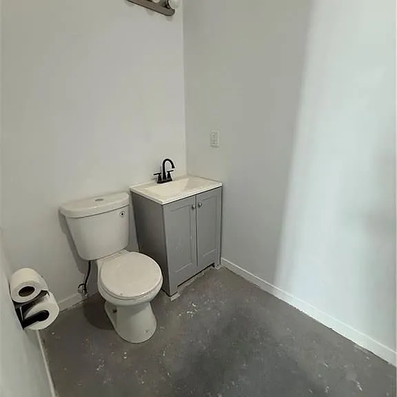 536 Smith St #108 — Photo 4
