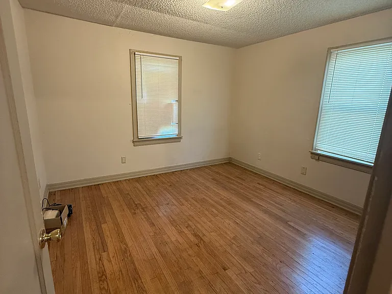 3108 Cashion Pl — Photo 29