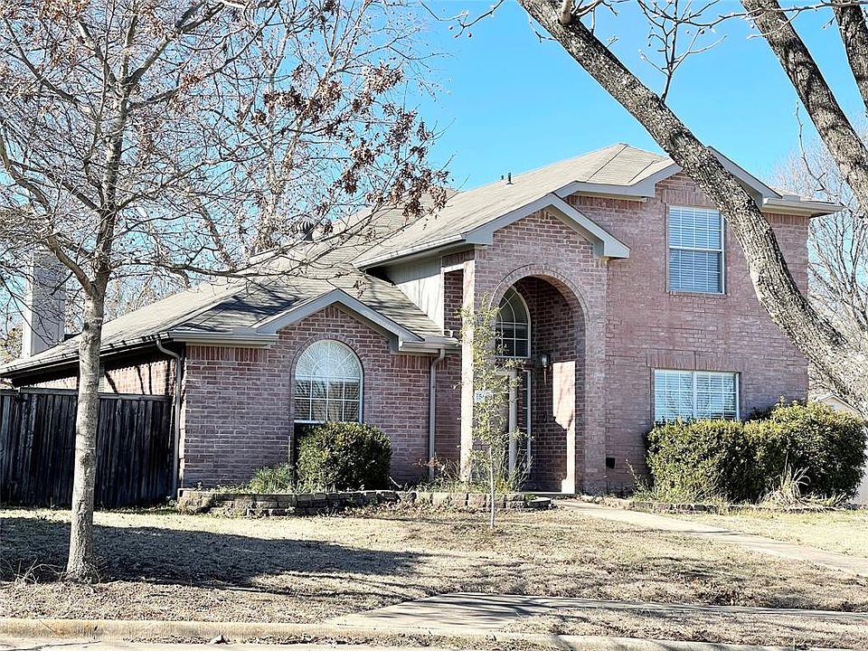 1st image of 502 Stonehedge Dr