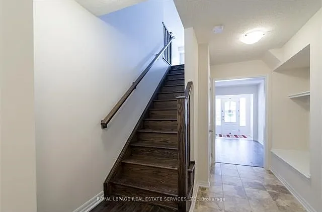 229 Ellen Davidson Dr — Photo 3