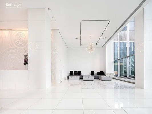 Rented by Sotheby's International Realty | media 33