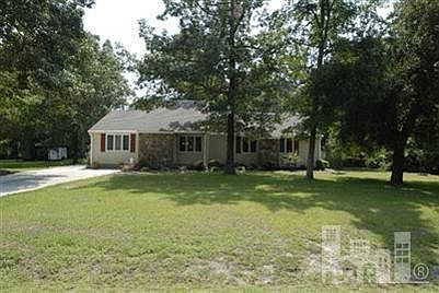 1st image of 811 SE Brunswick Place