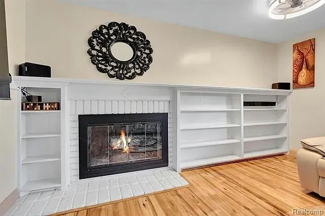 4753 Quarton Rd — Photo 27