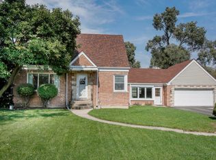 23W700 Burdette Ave, Carol Stream, IL