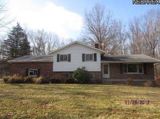 4831 Hattrick Rd, Ravenna, OH 44266