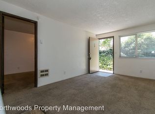 160 N 20th St APT 6, Springfield, OR 97477