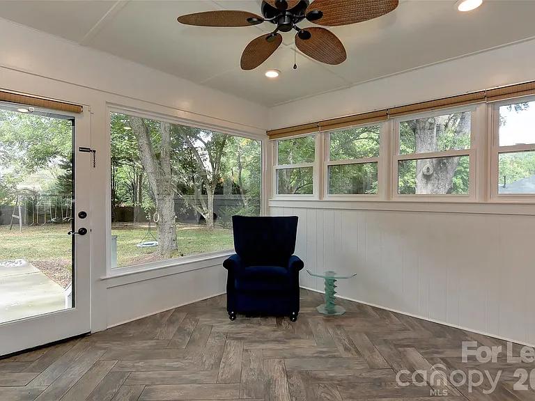 6338 Owenby Ct — Photo 15