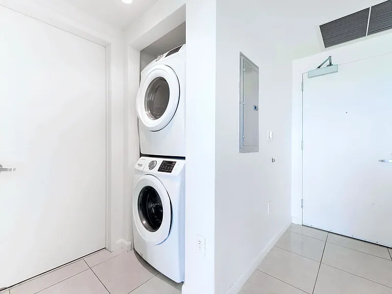 Washer/Dryer