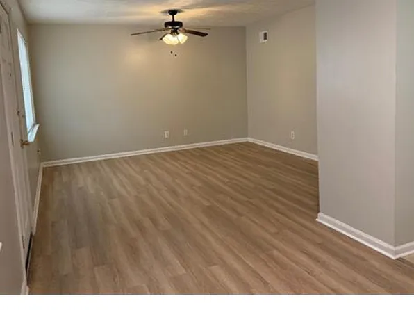 1649 S Beltline Blvd #B, Columbia, SC 29205