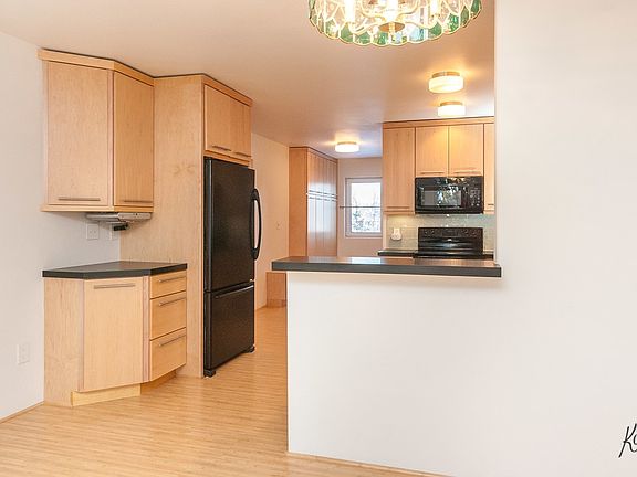 4th image of 4376 Dartmouth Dr