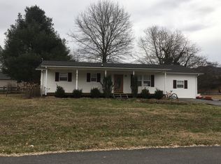 115 Creekside Dr, Elizabethton, TN 37643