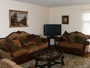 1st image of 14 Liszt St