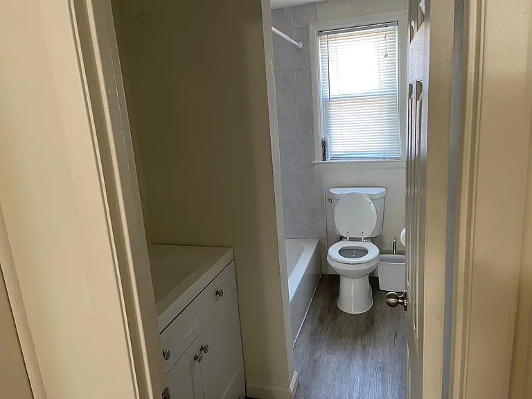 940 Circle Dr — Photo 9