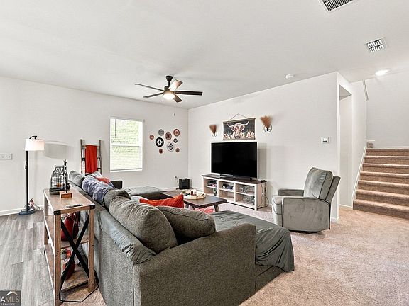 2nd image of 77 Gillis Ln