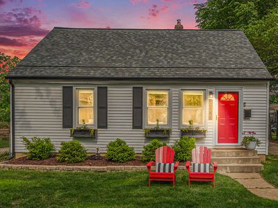 1148 Lakeside Dr SE, East Grand Rapids, MI, 49506