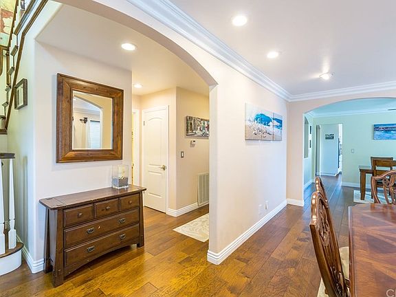 4th image of 727 N Lucia Ave #B