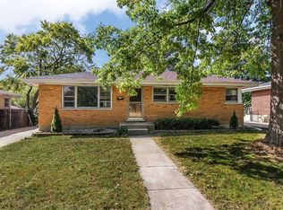 820 N School St, Addison, IL 60101