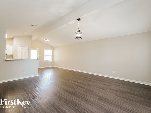 3rd image of 7111 Lilac Manor Ln