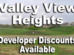 198 Maple Dr, Mount Horeb, WI 53572