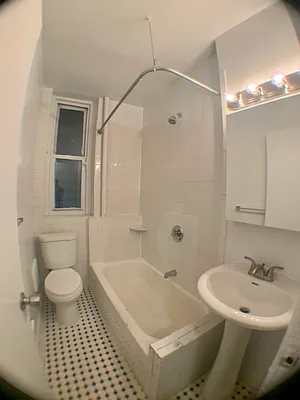 Rented by Bond New York | media 10