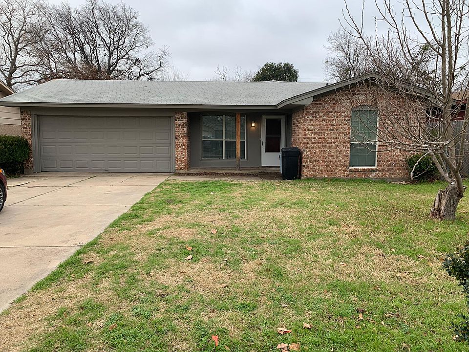 1st image of 732 Hallvale Dr