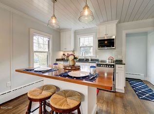 6 Quissett Harbor Rd, Falmouth, MA 02540