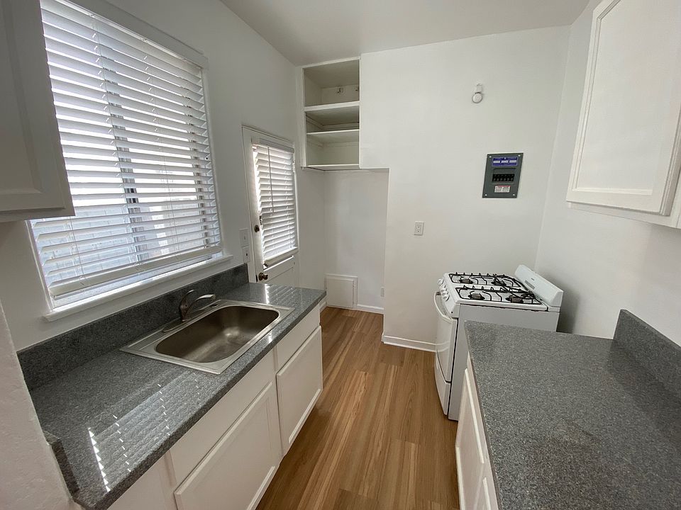 1st image of 1312 Balboa Blvd W
