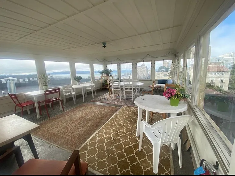 2335 Larkin St #24 — Photo 11