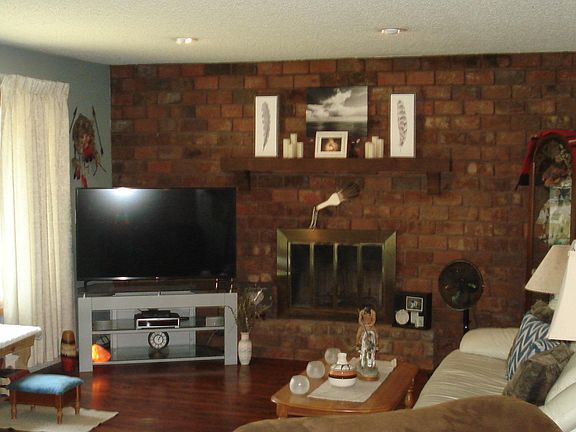 2nd image of 5676 Newton Ave
