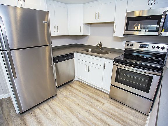 4th image of 1601 W Missouri Ave #7