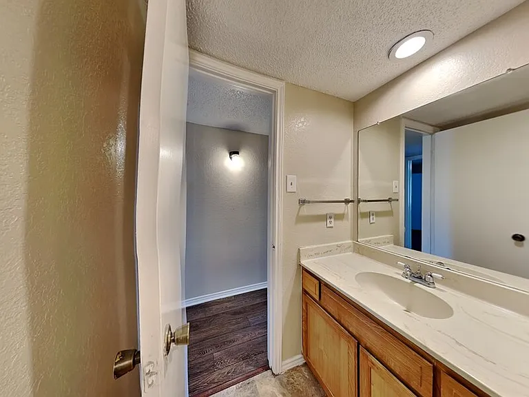836 White Rock St — Photo 12